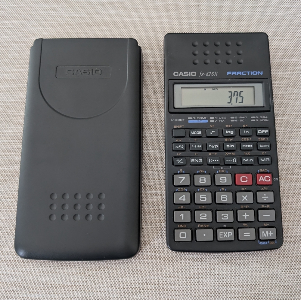 CASIO fx-82SX Fraction Vintage Retro Calculator in Working Order - With Case